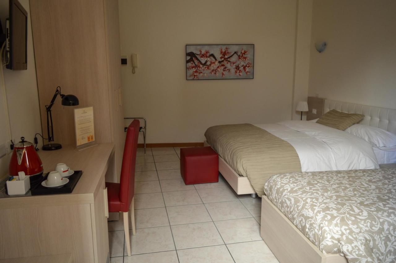 La Contrada Bed & Breakfast Sarnico Luaran gambar