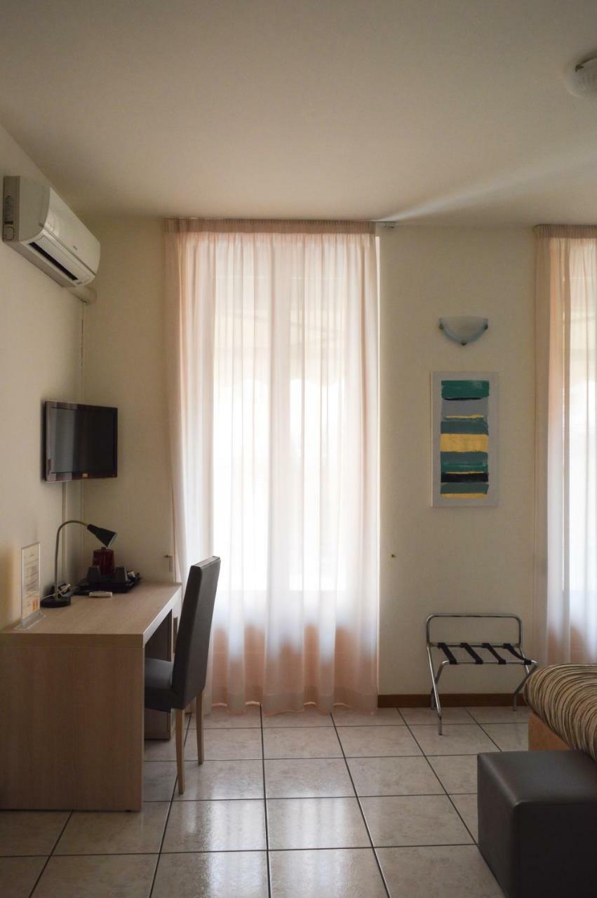 La Contrada Bed & Breakfast Sarnico Luaran gambar